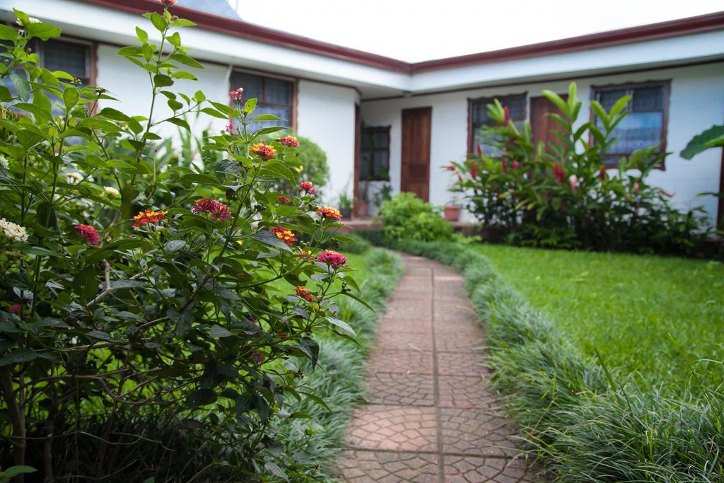 Casa Kibi Kibi Hotel San Jose  Exterior photo